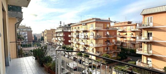 Apartamento de 3 divisões em Rome, Italy N.º 30317 2