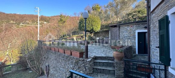 3 غرف نوم فيلا في Cogorno, Italy رقم 167202 6