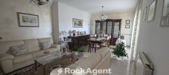 3 bedrooms Villa in Priverno, Italy No. 93224 11