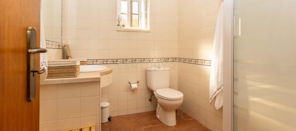 4 bedrooms House in Seixal, Portugal No. 126121 33