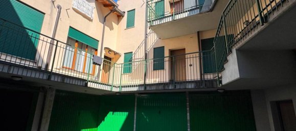 Ático de 4 habitaciónes en Bovisio Masciago, Italy No. 134502 4