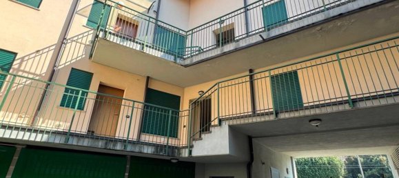 Ático de 4 habitaciónes en Bovisio Masciago, Italy No. 134502 5