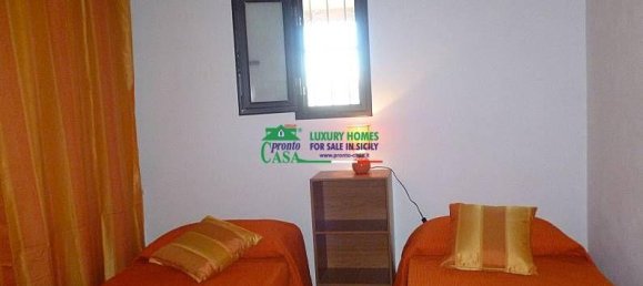 Casa de 4 habitaciónes en Ispica, Italy No. 156979 10