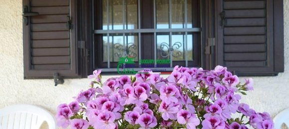 Casa de 4 habitaciónes en Ispica, Italy No. 156979 3