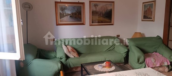 3 Schlafzimmer Wohnung in La Spezia, Italy, Nr. 293380 4