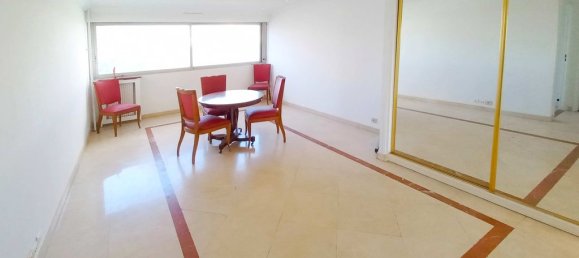 3 bedrooms Apartment in Creteil, France No. 117362 4