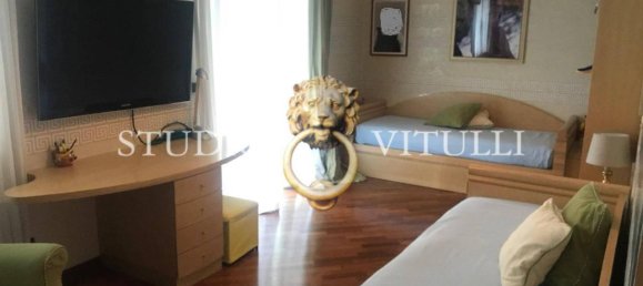 5 rooms Apartment in Bari, Italy No. 25522 42