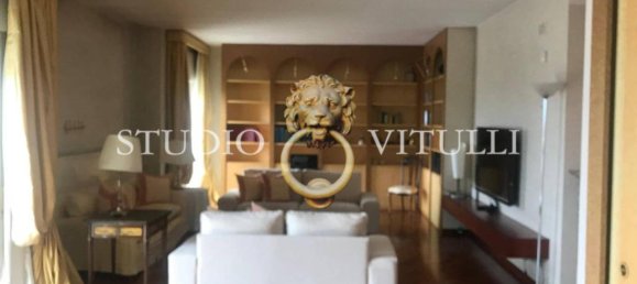 5 rooms Apartment in Bari, Italy No. 25522 8