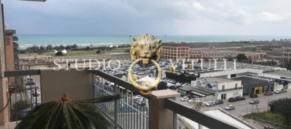 5 rooms Apartment in Bari, Italy No. 25522 34