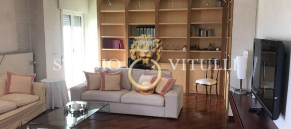 5 rooms Apartment in Bari, Italy No. 25522 12