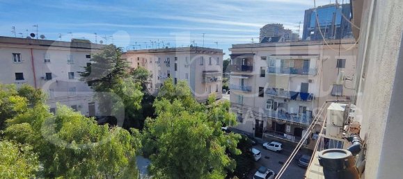 2 Schlafzimmer Wohnung in Naples, Italy, Nr. 342282 12