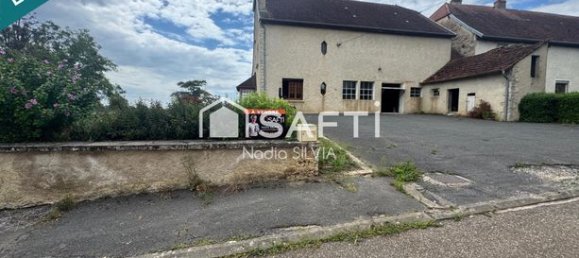 3 bedrooms House in Gray, France No. 300847 2