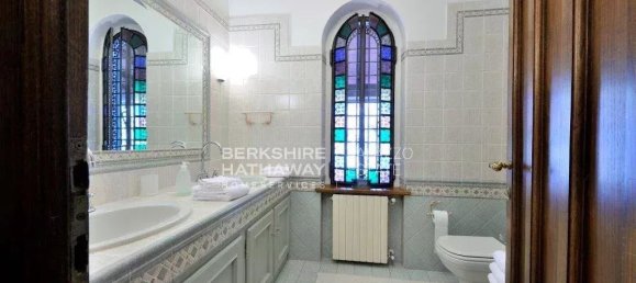 5 bedrooms Villa in Camaiore, Italy No. 164020 15