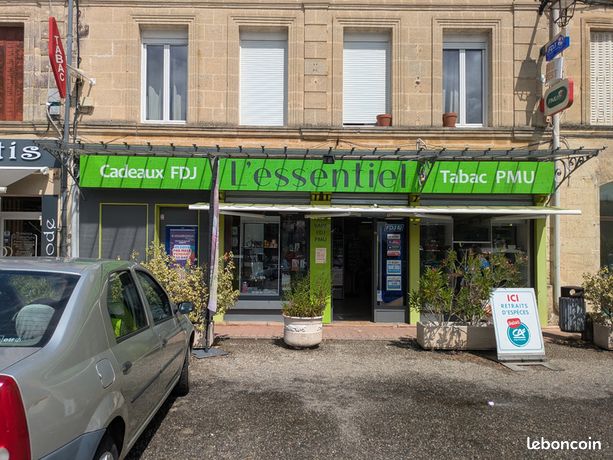 Propiedad comercial en Saint-Christoly-de-Blaye, France 84 m² No. 278050