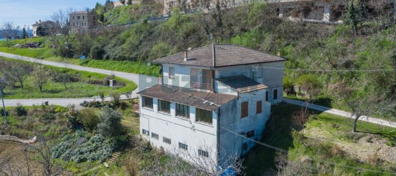 Apartamento de 2 dormitorios en Santa Vittoria in Matenano, Italy No. 84652 2