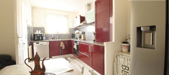 3 bedrooms House in Lormont, France No. 335886 3