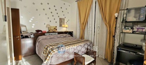 2 rooms Apartment in Florence, Italy No. 197237 10