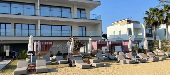 Квартира с 2 спальнями в Ларнака, Кипр № 140203 2