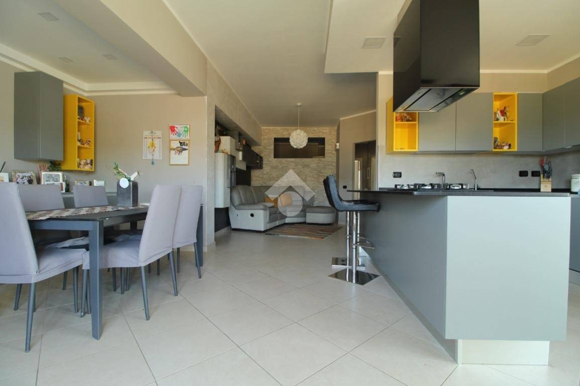 Квартира с 2 спальнями в Монтальто Уффуго, Италия № 310330