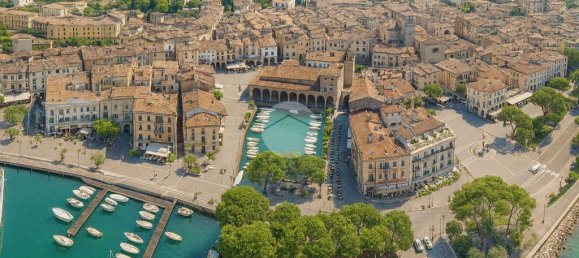 Casa T4 em Desenzano del Garda, Italy N.º 305646 24