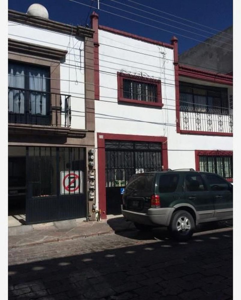 10 bedrooms House in Queretaro, Mexico No. 180499