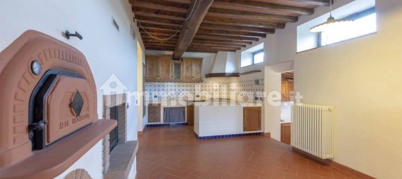 3 Schlafzimmer Haus in Pontassieve, Italy, Nr. 219480 5