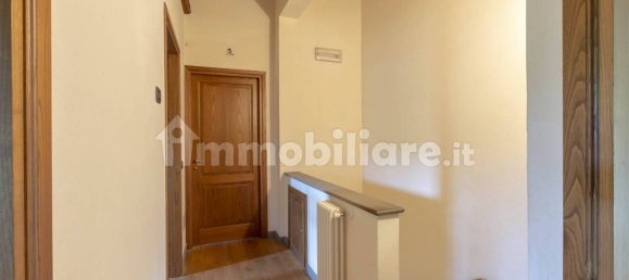 3 Schlafzimmer Haus in Pontassieve, Italy, Nr. 219480 26