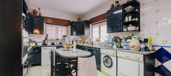 6 غرف نوم فيلا في Lisbon, Portugal رقم 119641 13