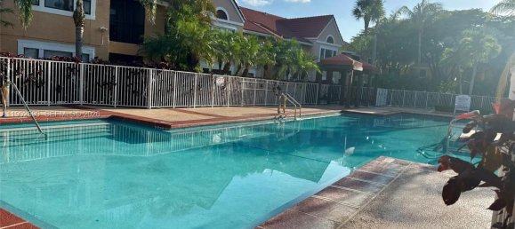 2 bedrooms Commercial property for sale in Miami, Miami-Dade, Florida, USA № 615880 2
