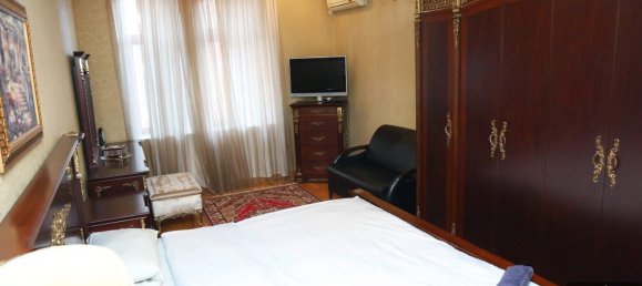 Квартира с 4 спальнями в Насиминский район, Азербайджан № 1788 8