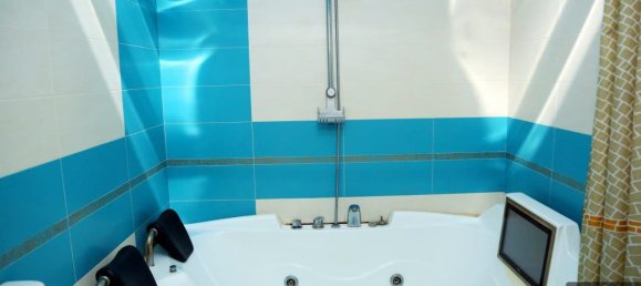 Квартира с 4 спальнями в Насиминский район, Азербайджан № 1788 11