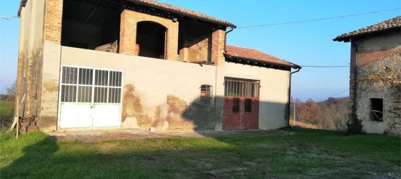 3 rooms House in Alta Val Tidone, Italy No. 145798 9