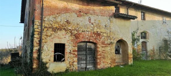 3 rooms House in Alta Val Tidone, Italy No. 145798 11