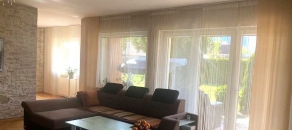 5 bedrooms House in Nurnberger Land, Germany No. 207894 3