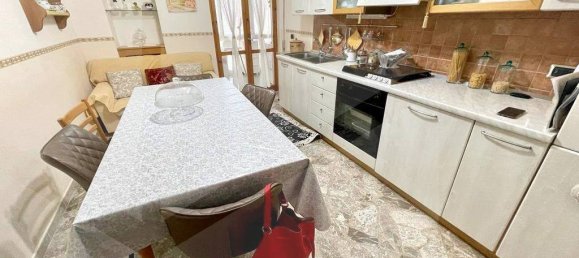 3-Zimmer Wohnung in Capurso, Italy, Nr. 21660 8