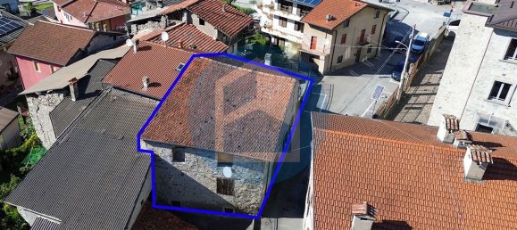 6 bedrooms House in Niardo, Italy No. 381867 31