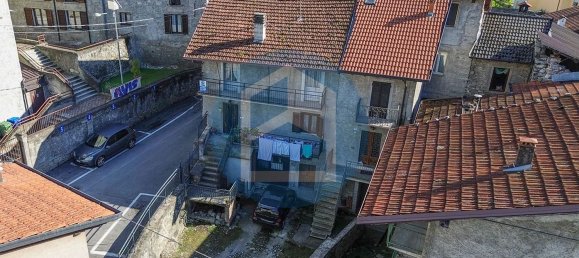 6 bedrooms House in Niardo, Italy No. 381867 30