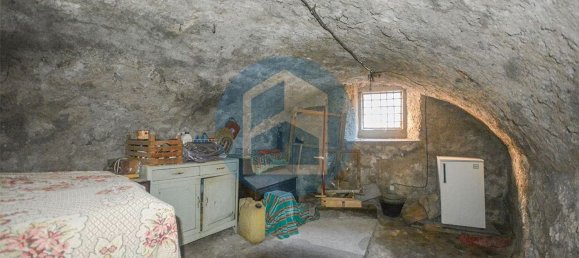 6 bedrooms House in Niardo, Italy No. 381867 21