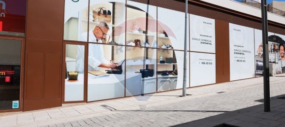 147m² Commercial property in Pacos de Ferreira, Portugal No. 65877 10