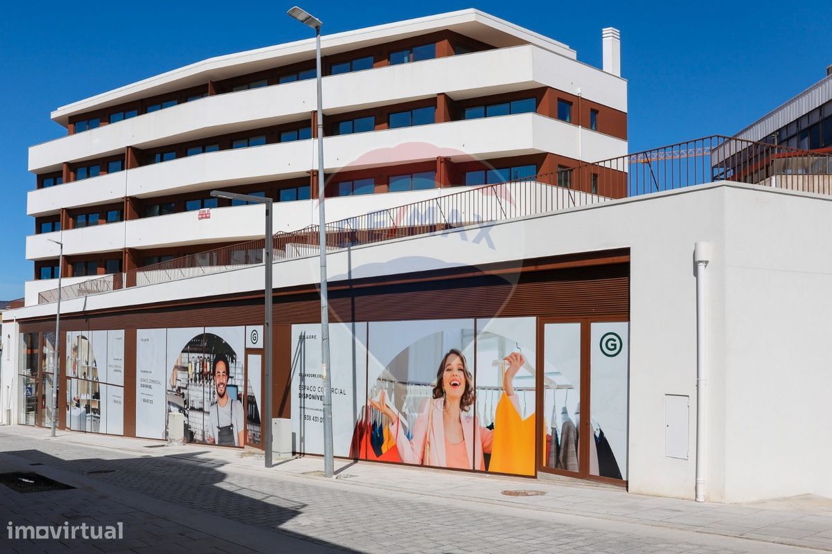 147m² Commercial property in Pacos de Ferreira, Portugal No. 65877