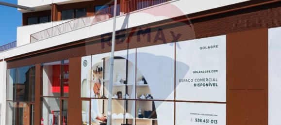 147m² Commercial property in Pacos de Ferreira, Portugal No. 65877 8