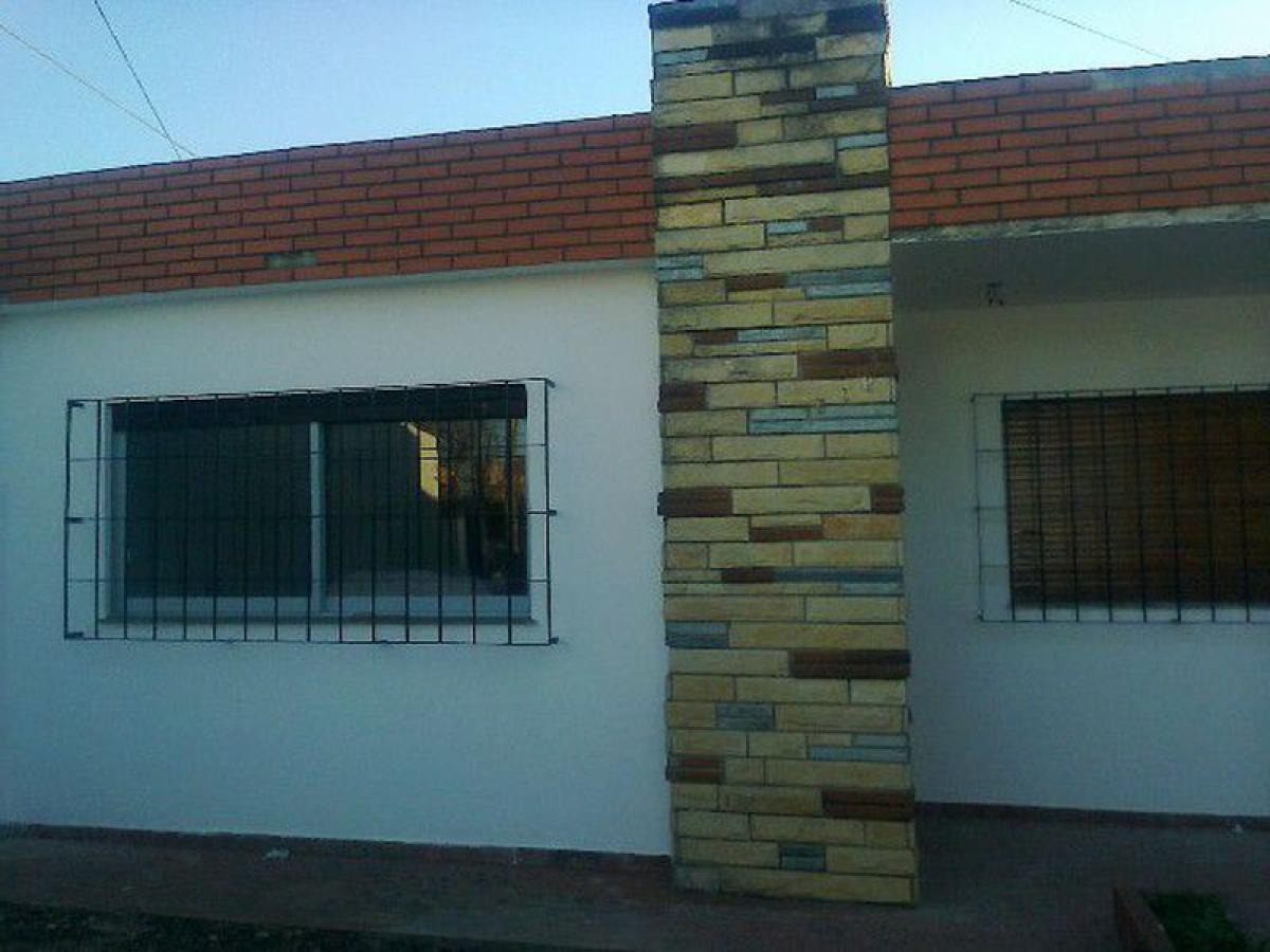 4 bedrooms House in Merlo, Argentina No. 5422