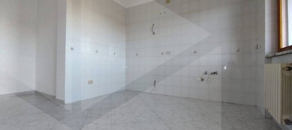 4 rooms Apartment in Termoli, Italy No. 22024 3