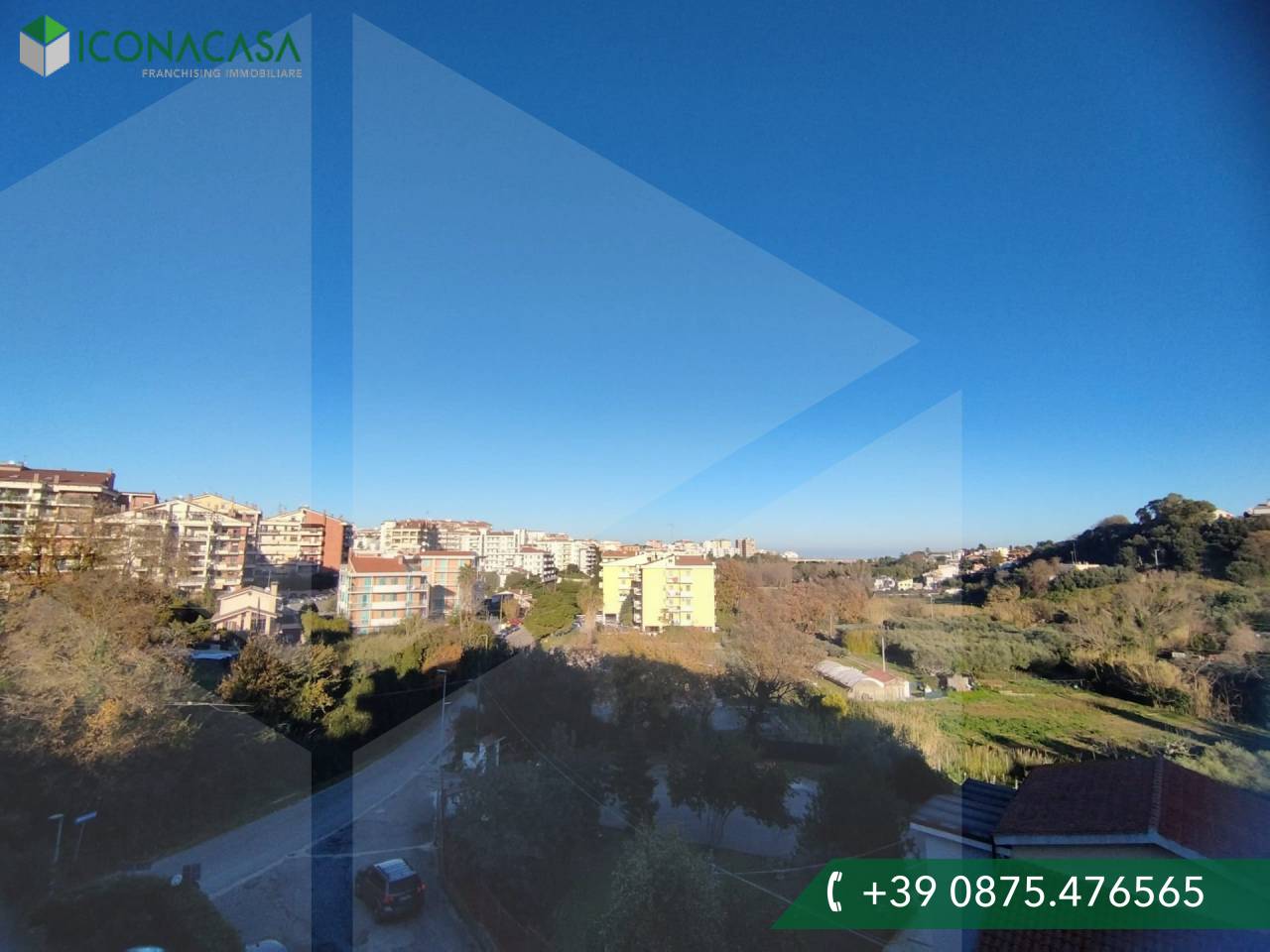4 rooms Apartment in Termoli, Italy No. 22024