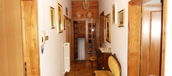 3 bedrooms Villa in Montevarchi, Italy No. 89855 9
