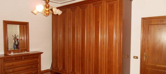 3 bedrooms Villa in Montevarchi, Italy No. 89855 12