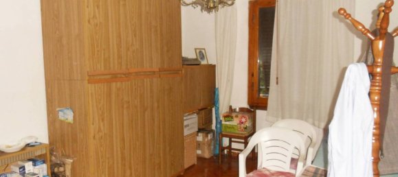 3 bedrooms Villa in Montevarchi, Italy No. 89855 15