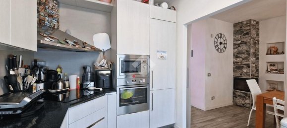 4-Zimmer Haus in Gallarate, Italy, Nr. 81375 5