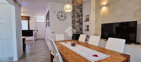 4-Zimmer Haus in Gallarate, Italy, Nr. 81375 12