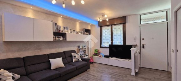4-Zimmer Haus in Gallarate, Italy, Nr. 81375 14